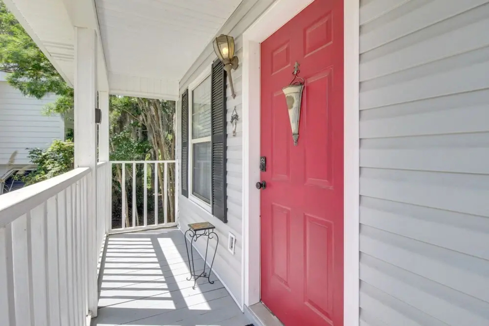 Proximity Place, Cozy Savannah Home w/ Deck!