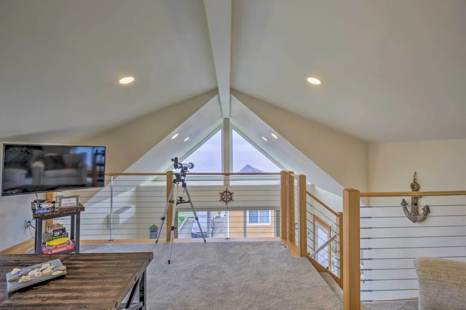 Chic Beachfront Abode w/ Balcony & Beach Access!