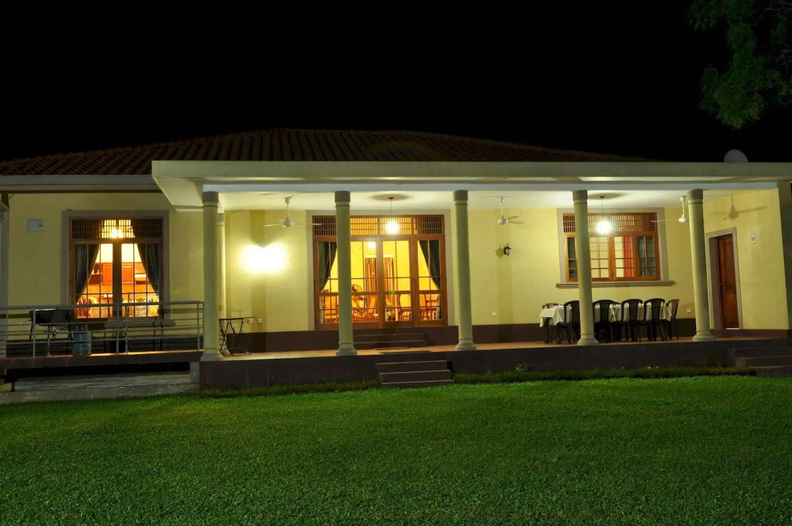 Lake View Bungalow Yala