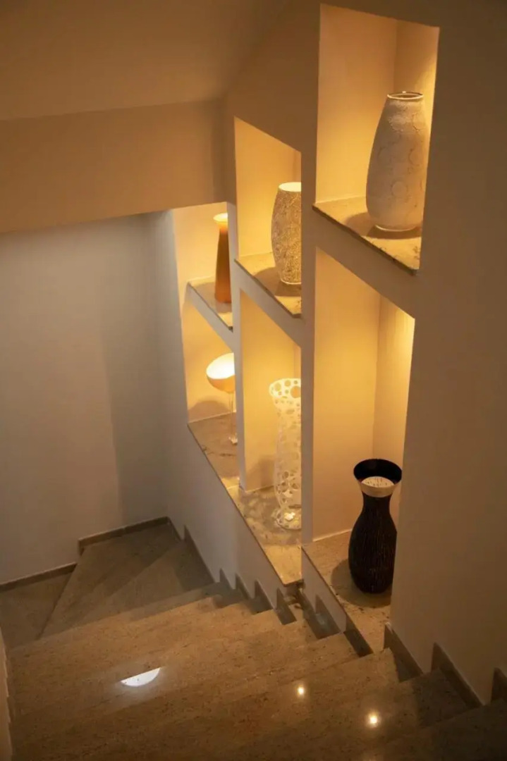 Driza's Family House - Quiet and Chill HOSTEL with 2 Pets around