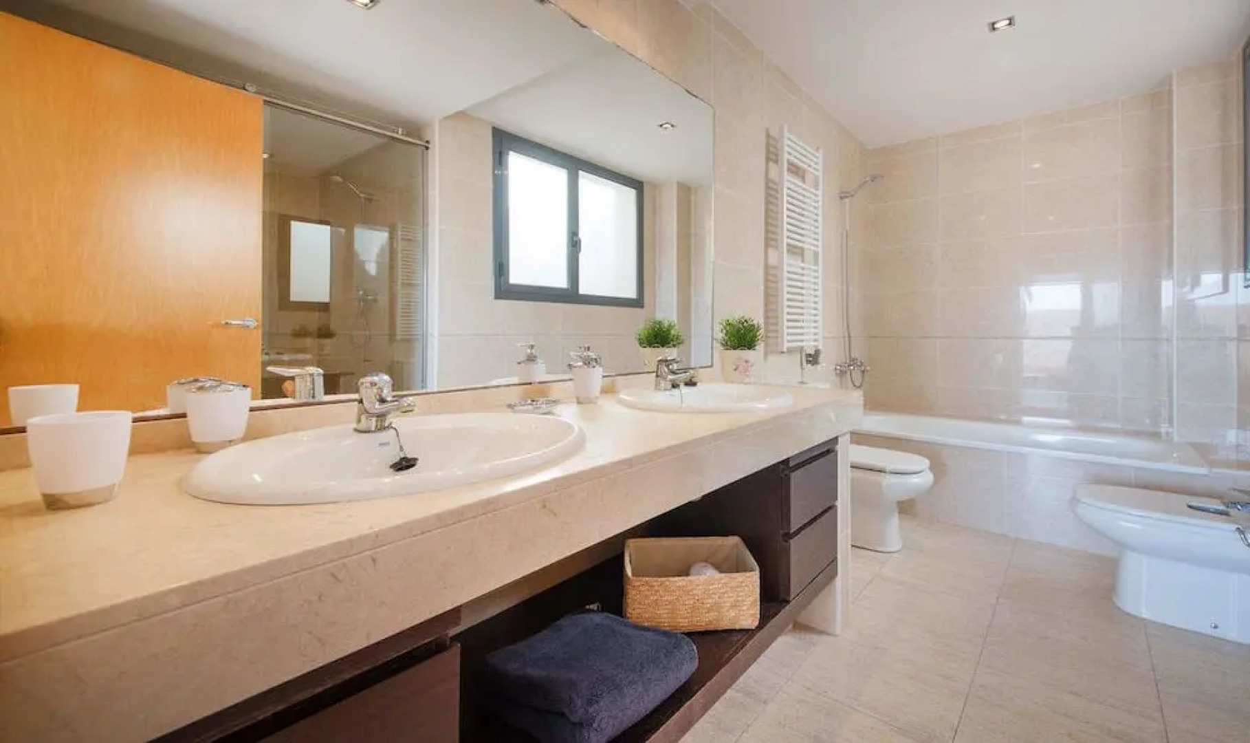 Villa Déjà Vu with stunning sea views