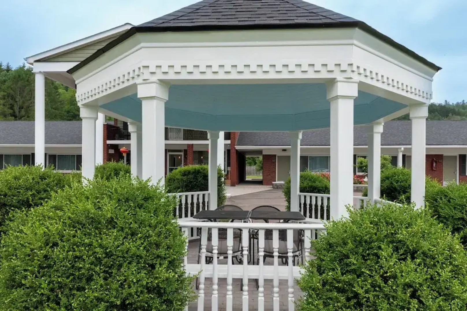 Valley Trail Inn
