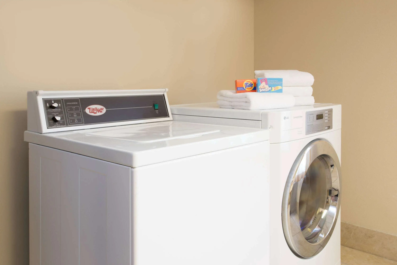 Wingate by Wyndham Raleigh South / Garner