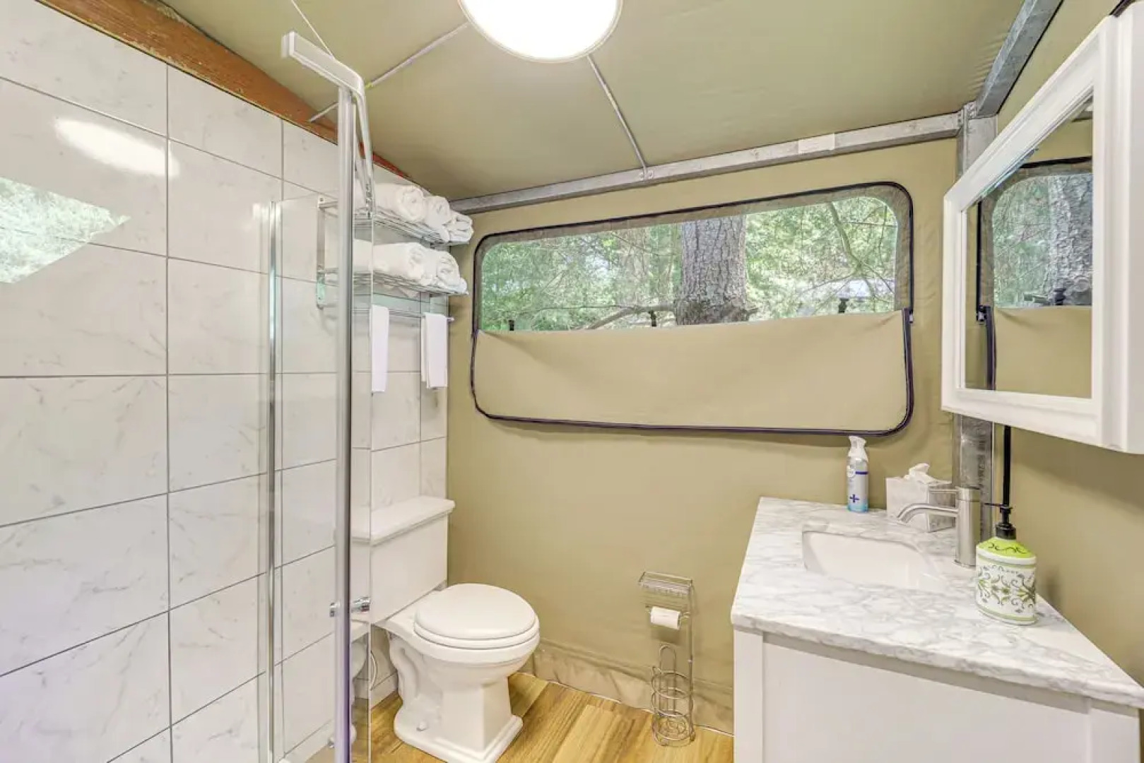 Mtn-view Deck: Scenic Glamping Getaway Near Boone!