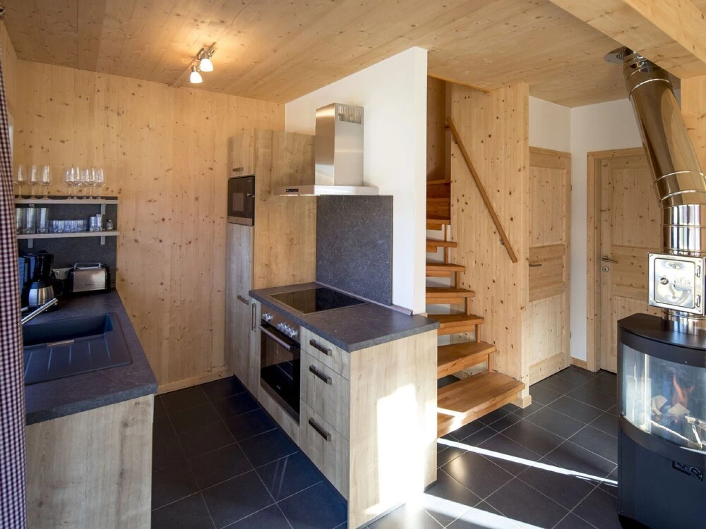 Modern Wooden Chalet in Sankt Georgen ob Murau with Hot Tub