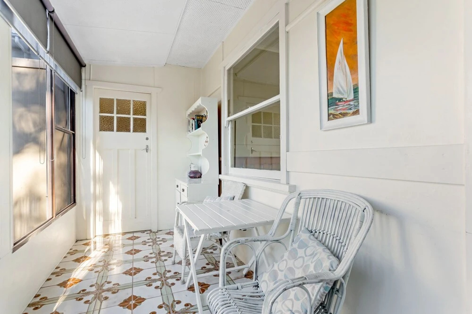 Government Road, 102