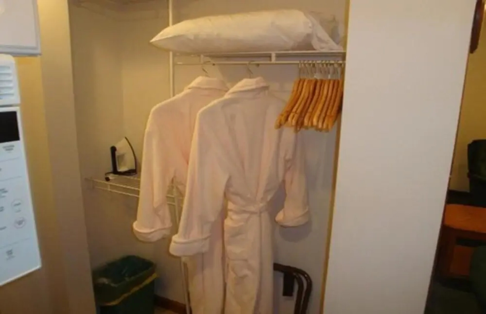 Maple Leaf Inn - Lake Placid