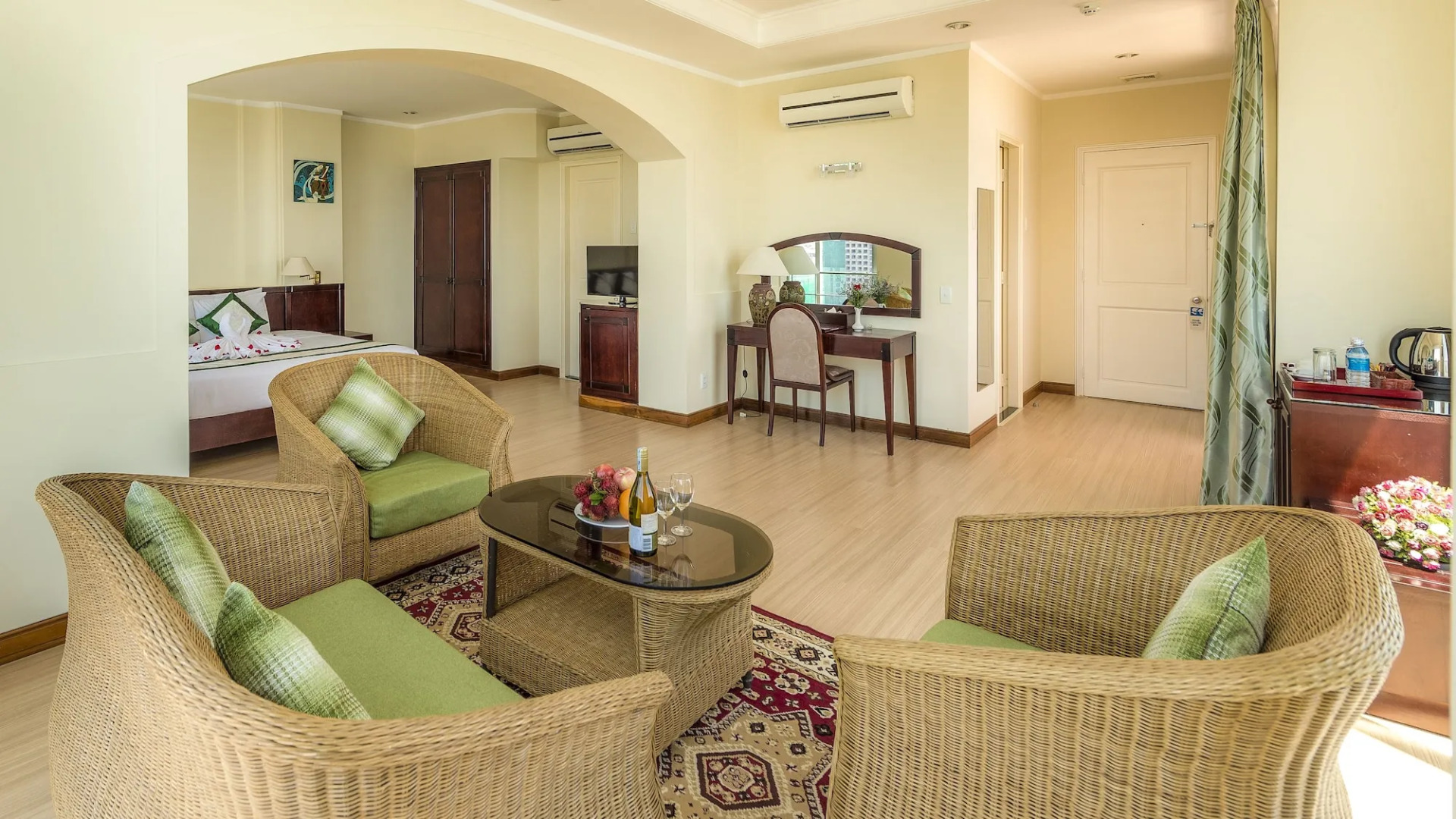 Nha Trang Lodge Hotel