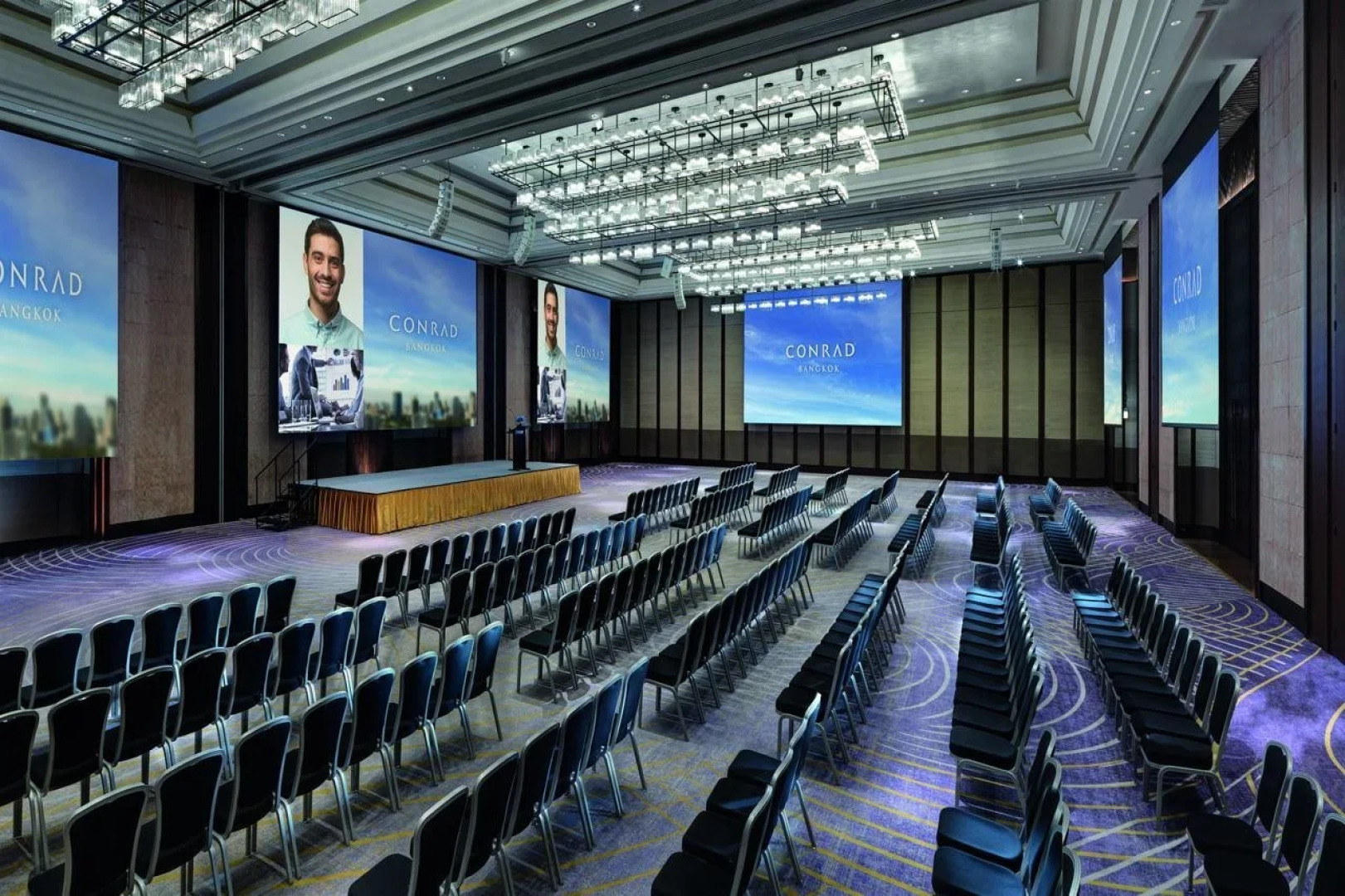 DoubleTree by Hilton Bangkok Ploenchit