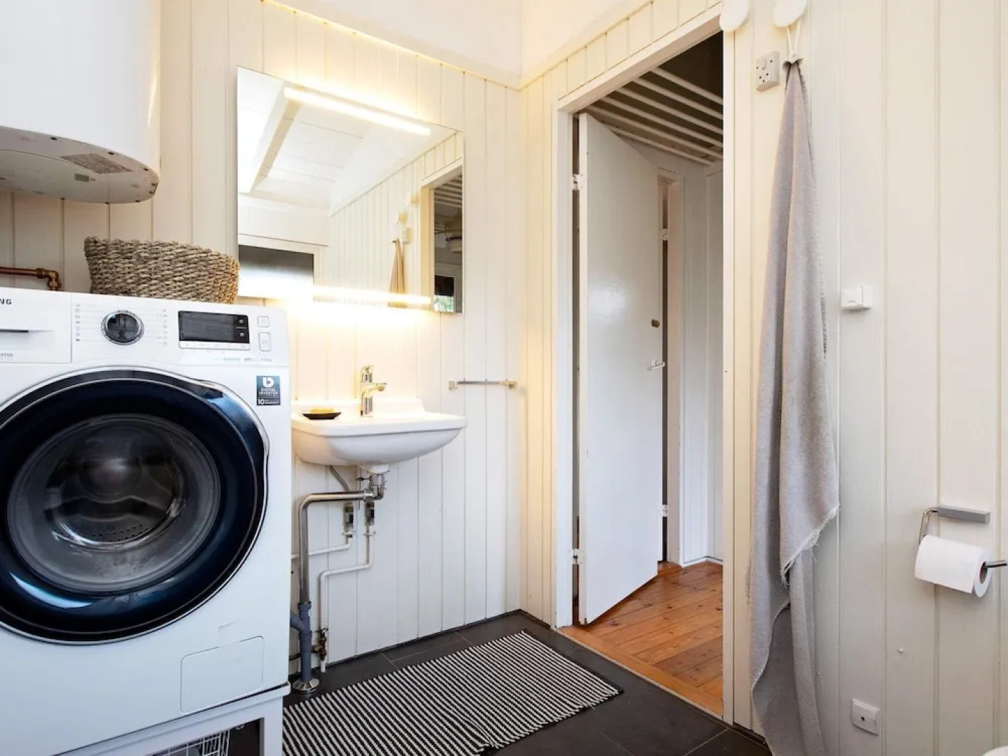 Tranquil Holiday Home in Hovedstaden With Terrace