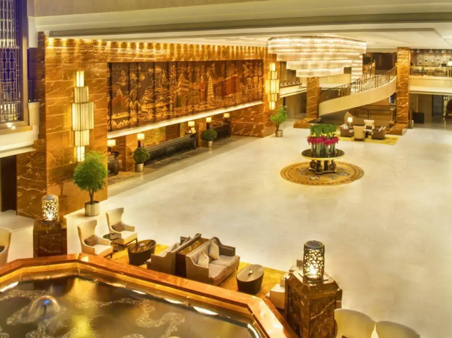 Tanglong International Hotel