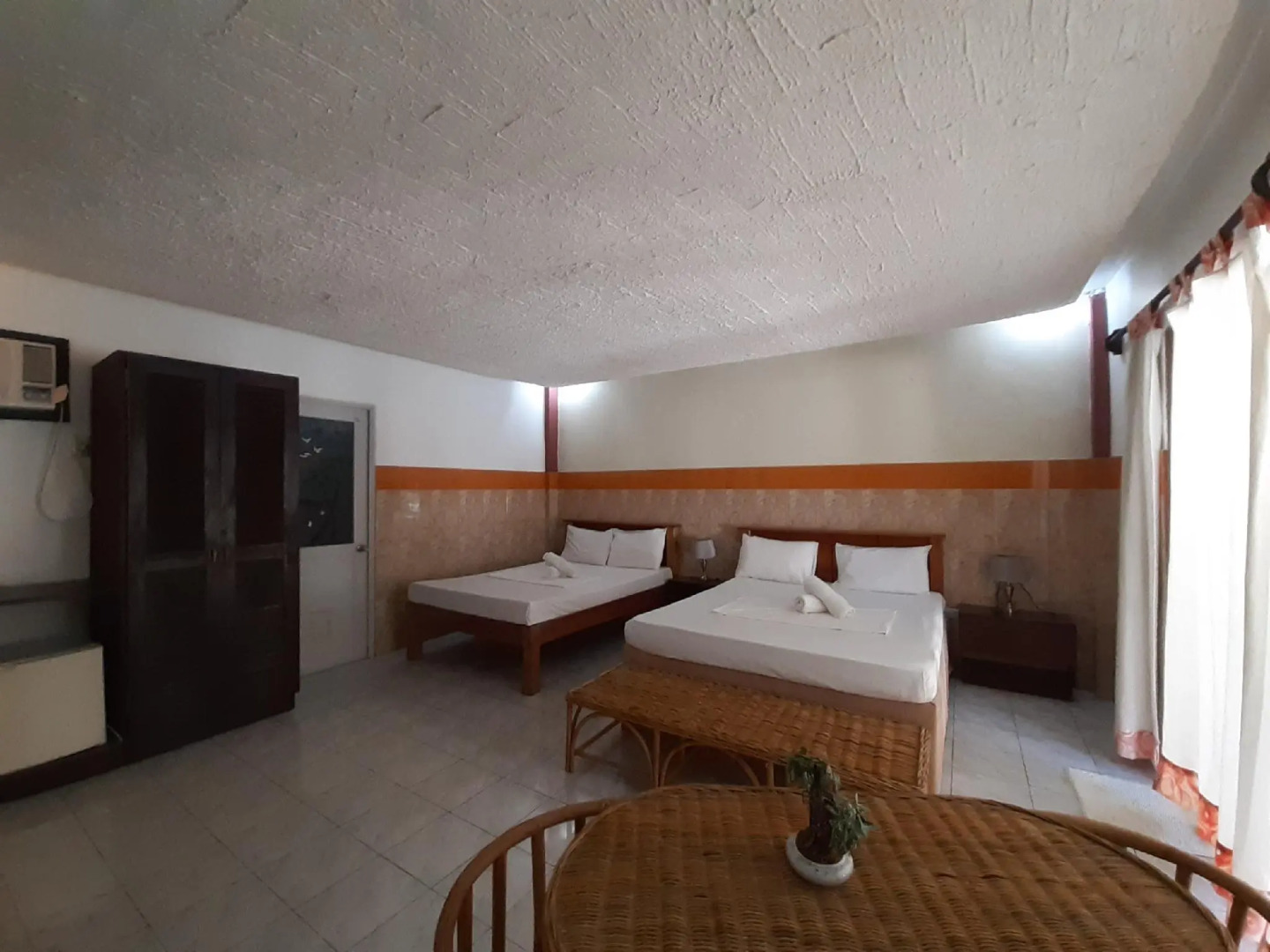 Cooper's Beach Resort