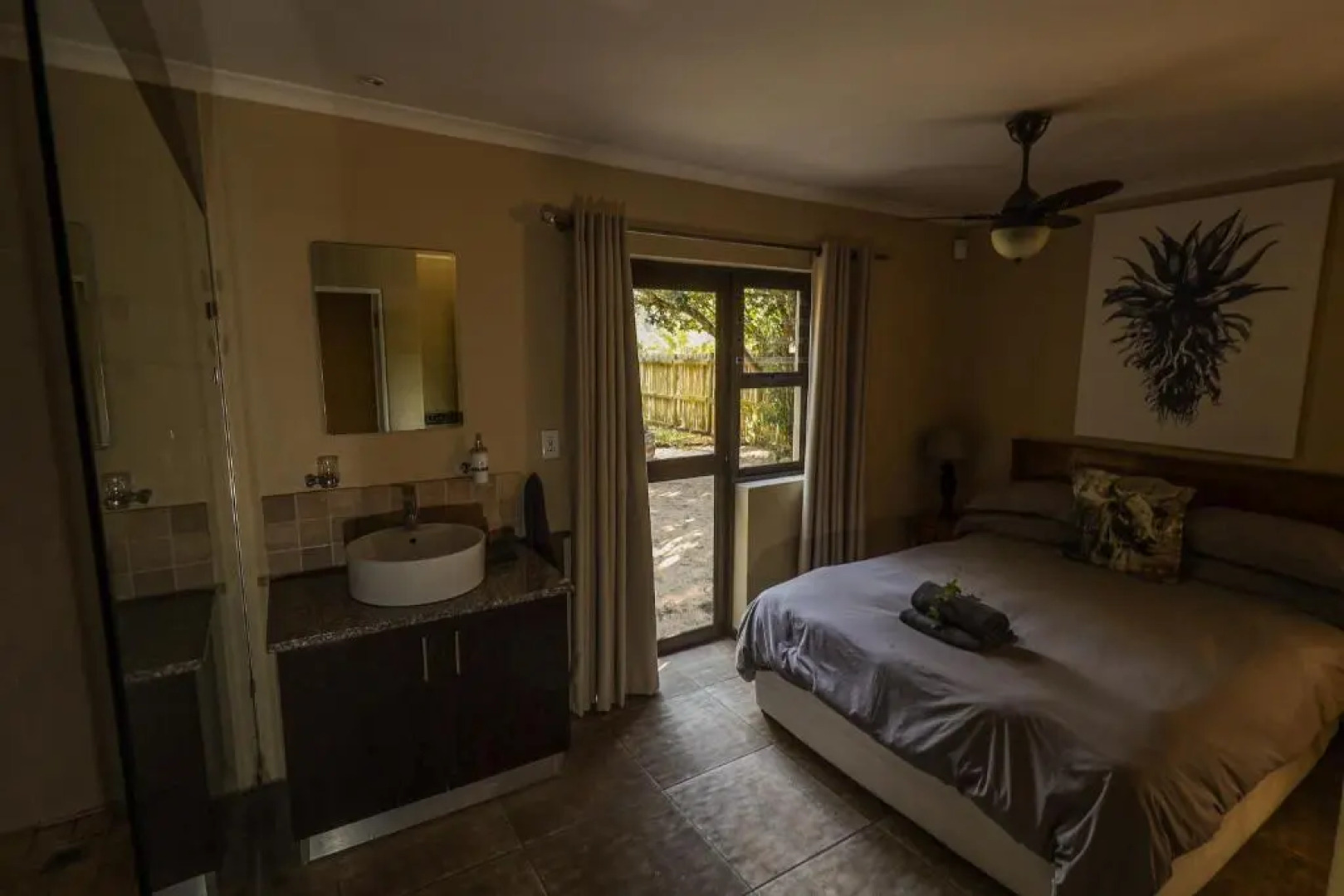 Thunzi Bush Lodge