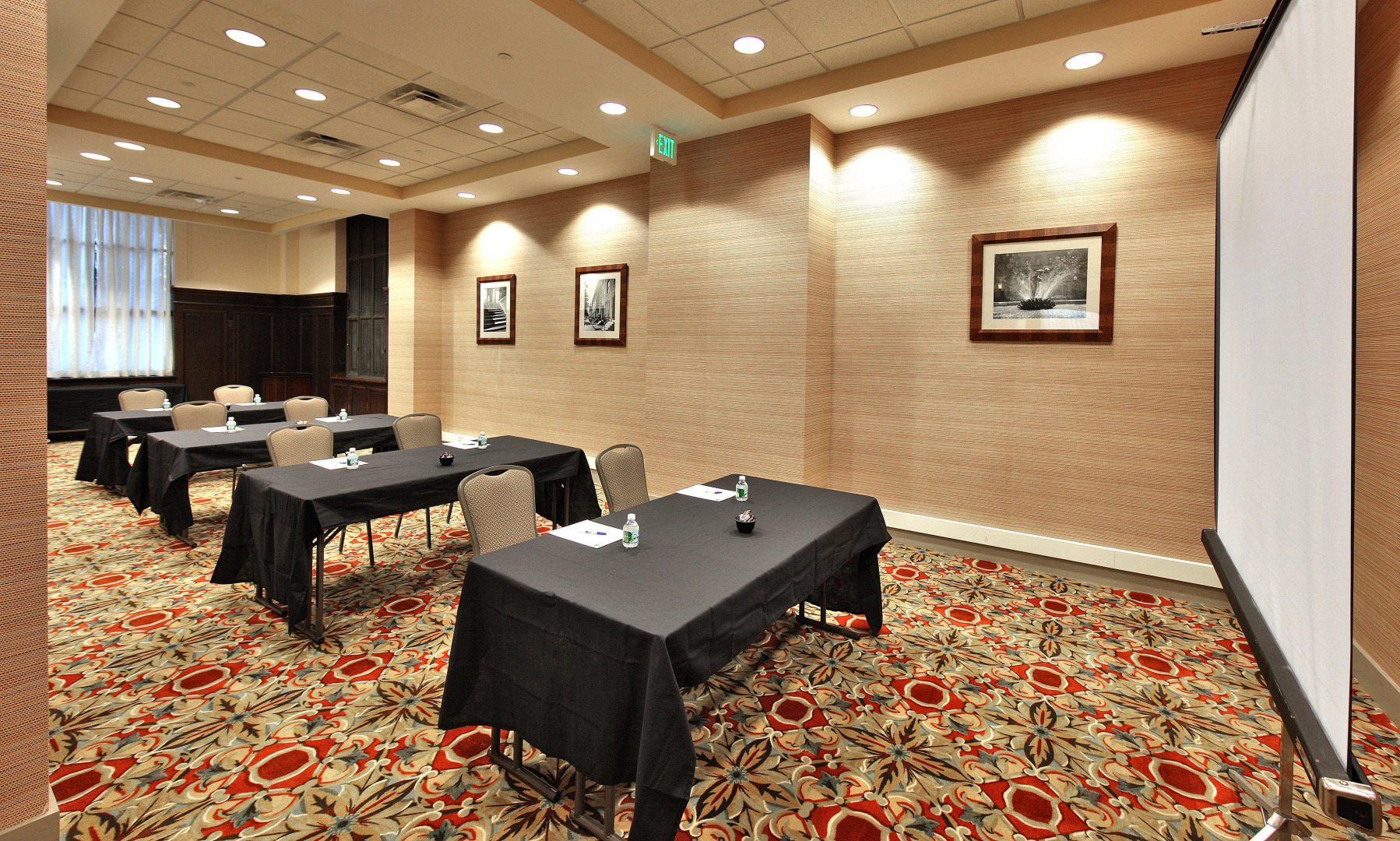 Holiday Inn Express Baltimore-Downtown