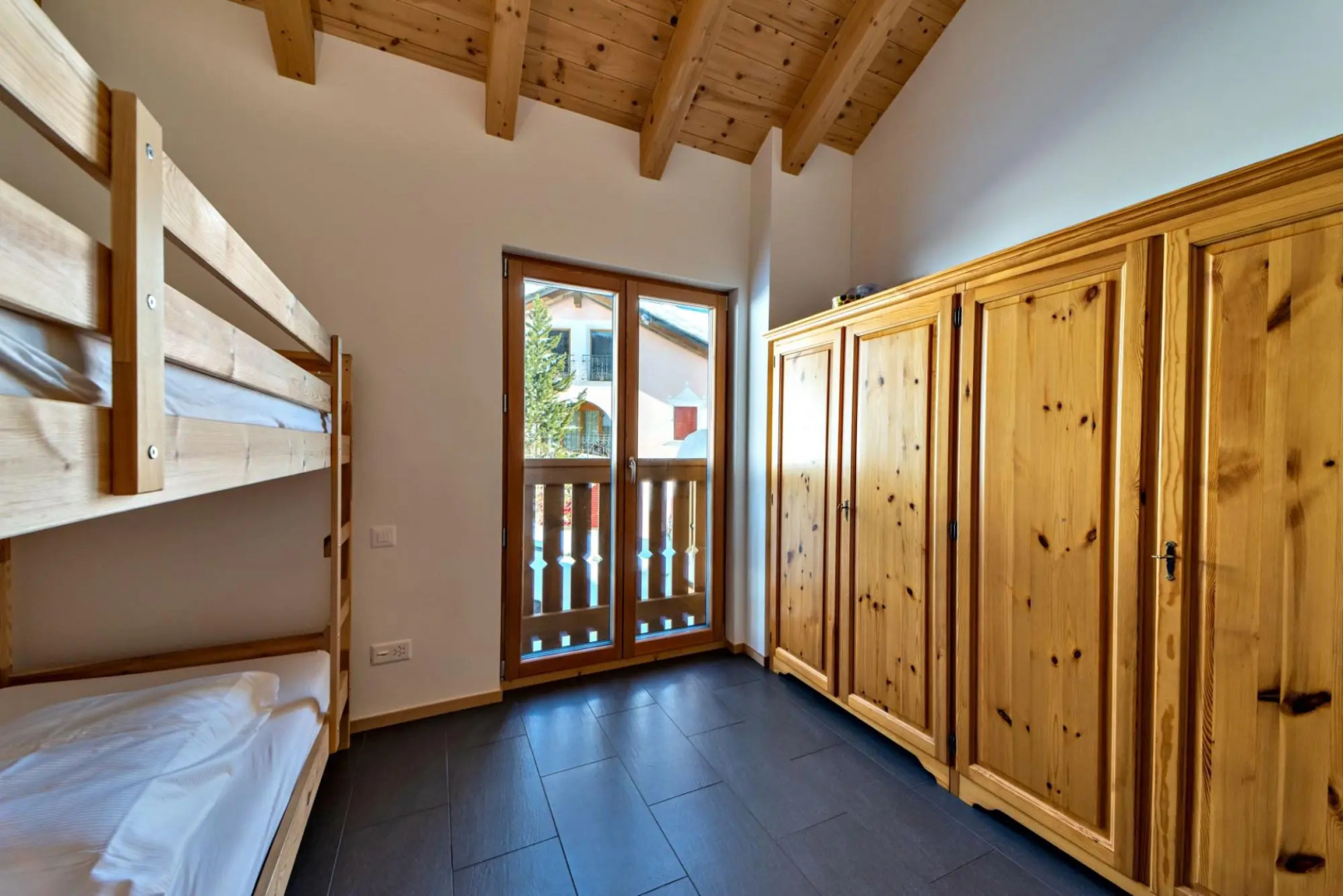 Engadina Chesa Gluna - Madulain