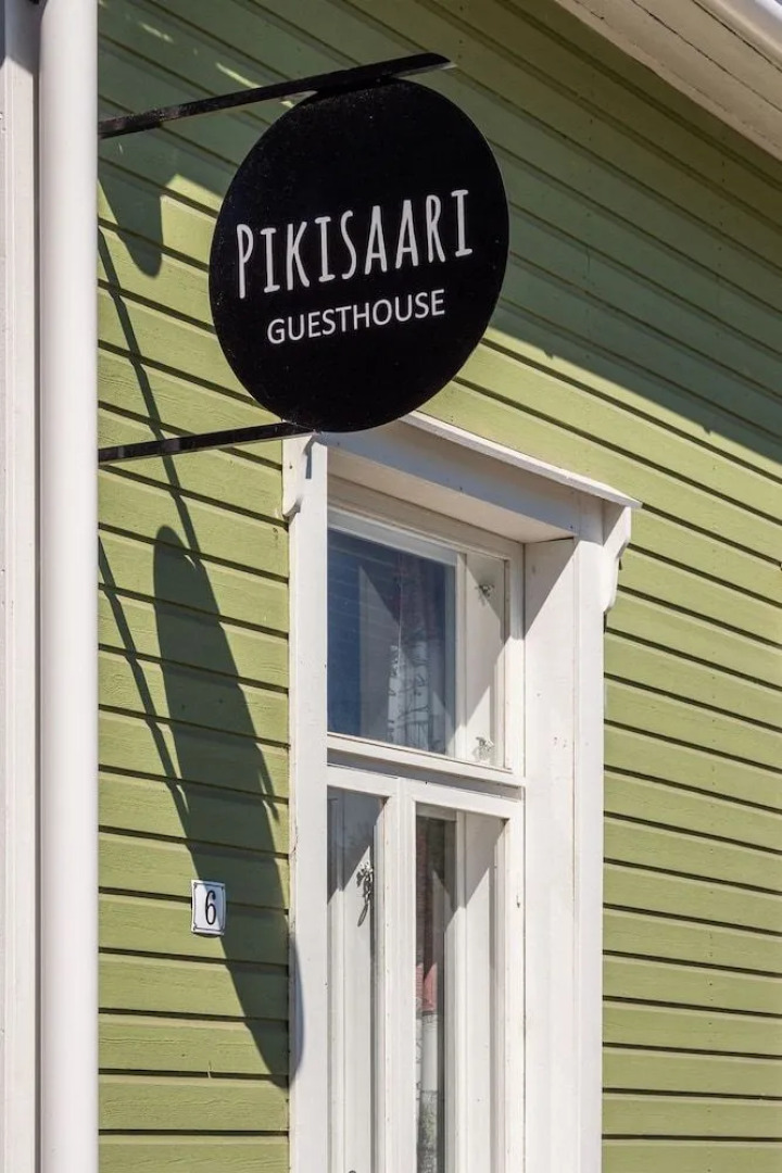 Pikisaari Guesthouse