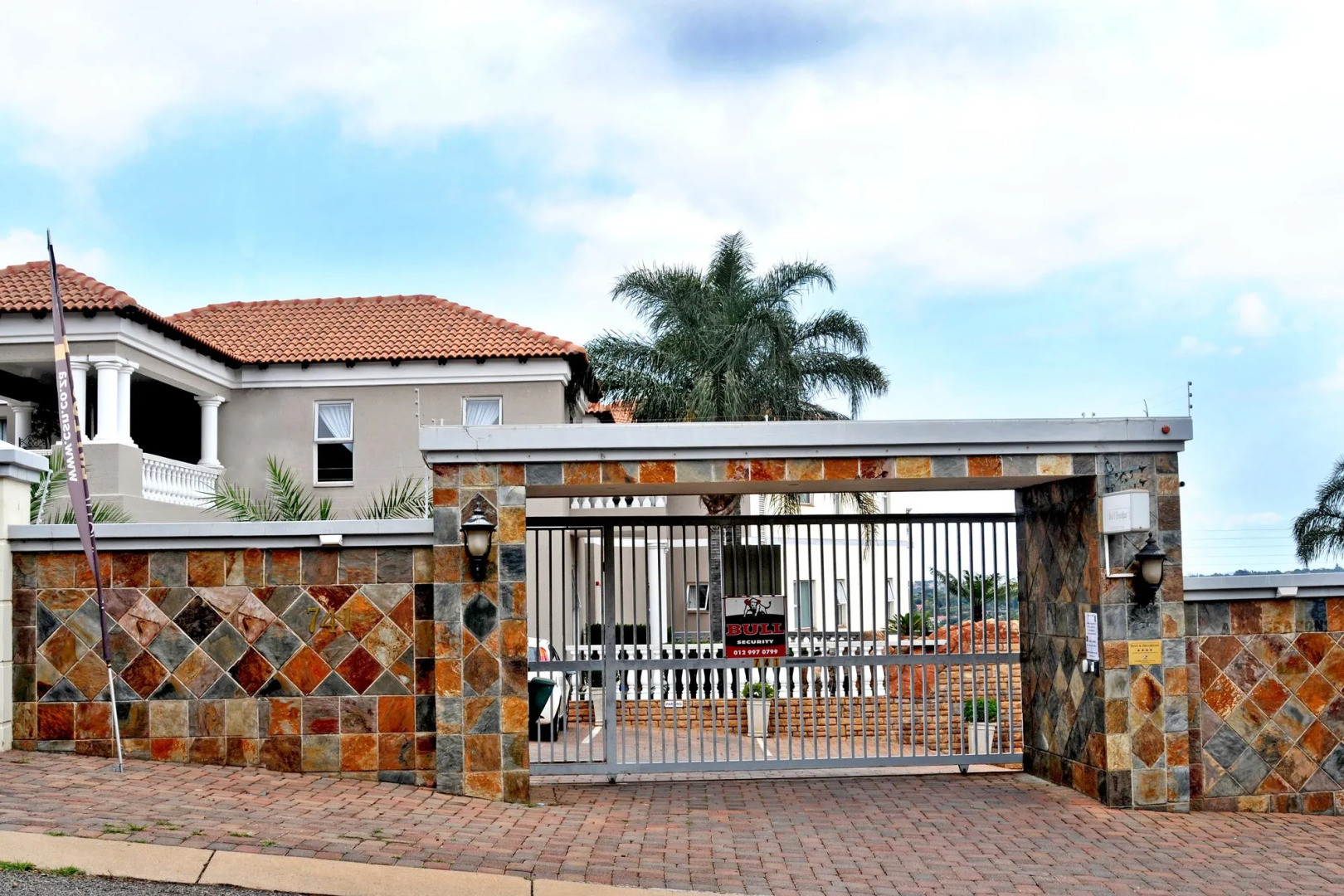 All Seasons Boutique Hotel