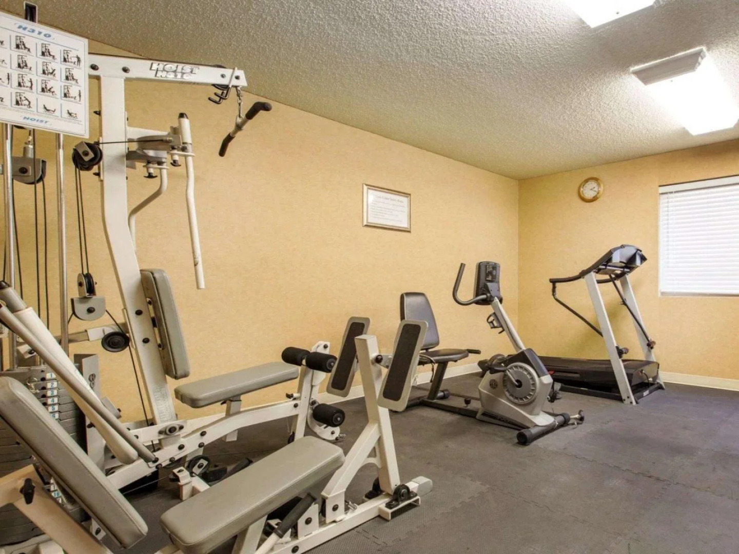 Comfort Inn & Suites Moreno Valley near March Air Reserve Base