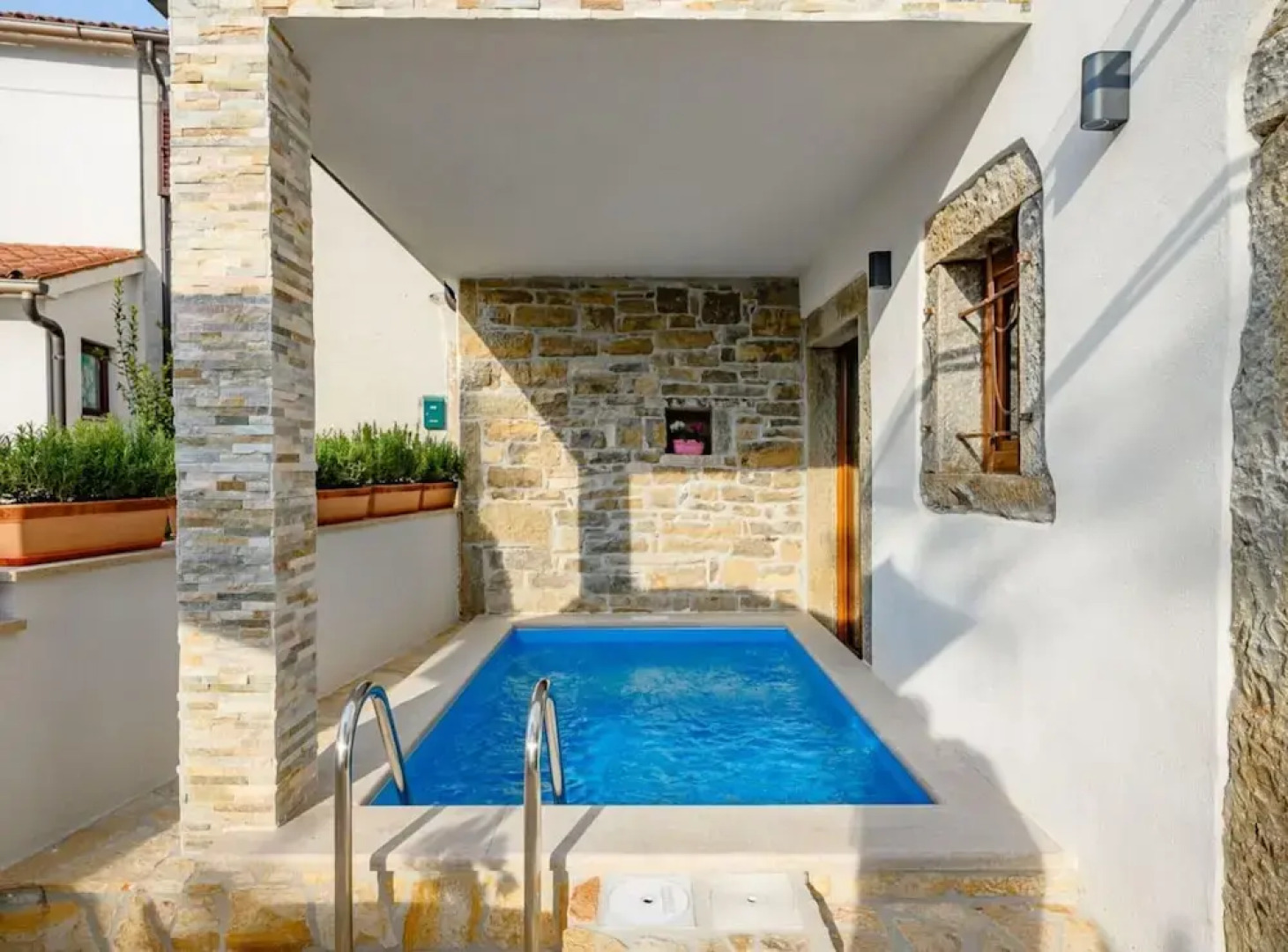 Beautiful Villa in Nature