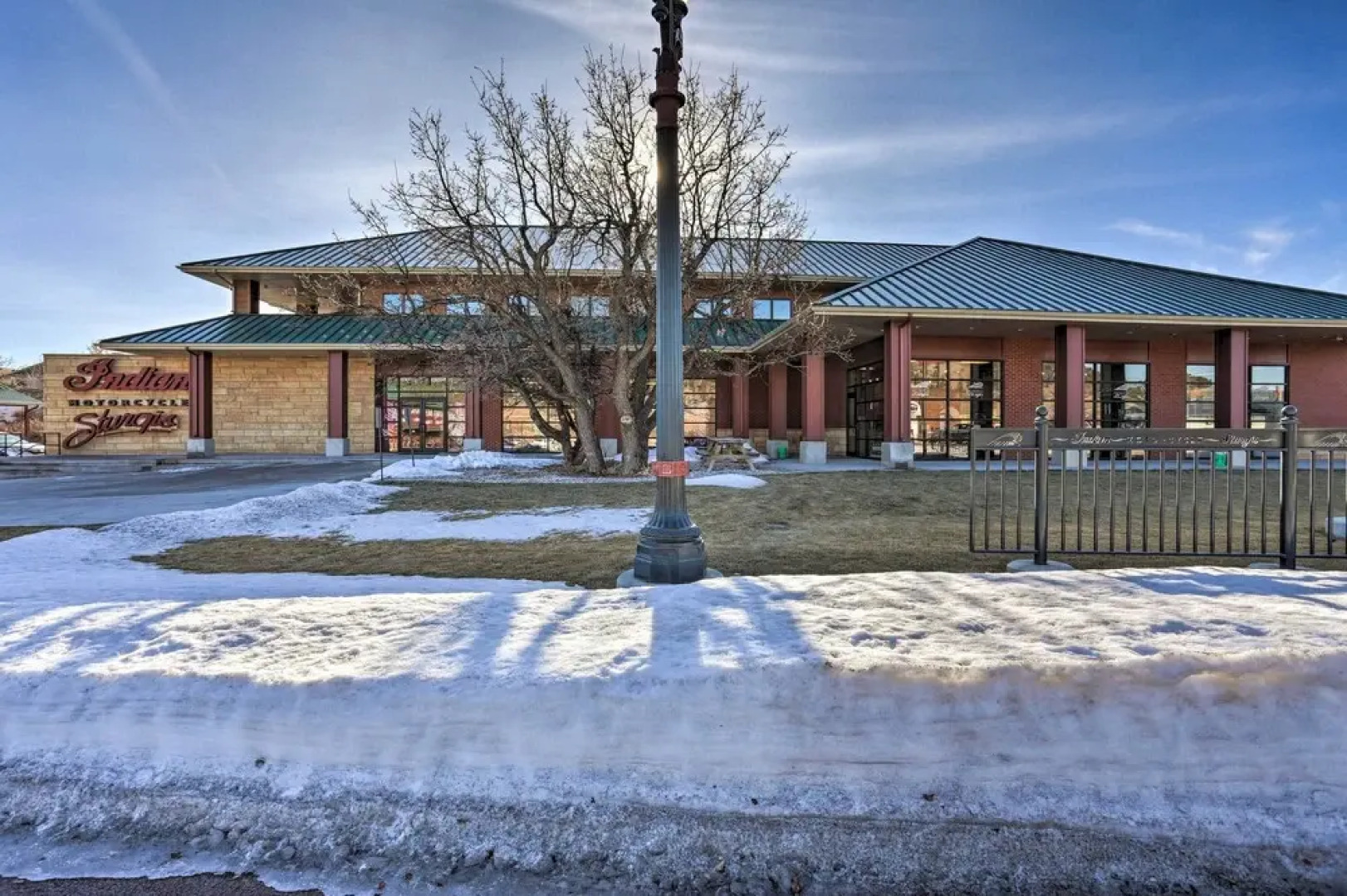 Main Street Strugis Apt w/ High-end Features