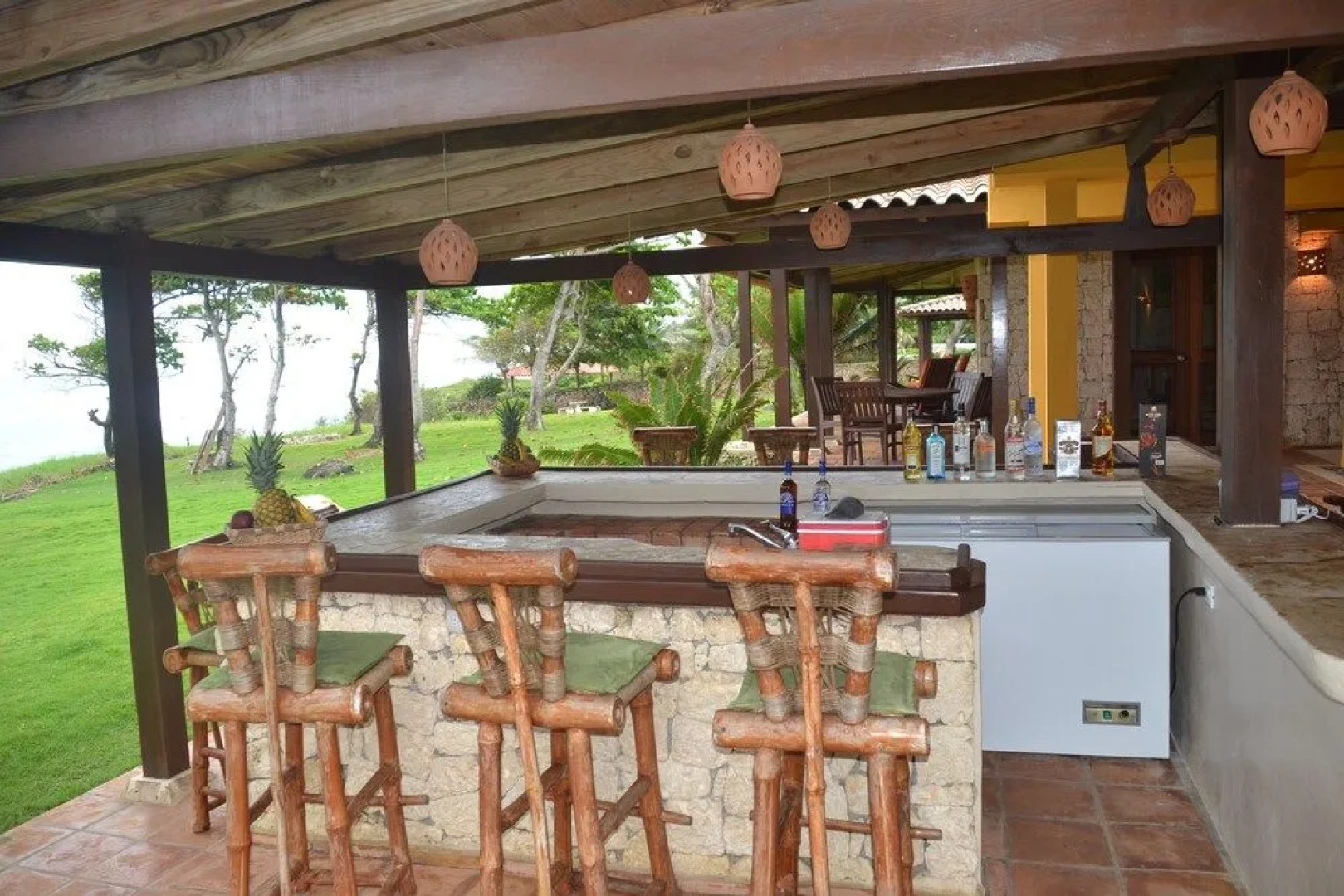 Family Oriented - Private Beach & Horse Stables - Ocean, Pool, & Hot Tub