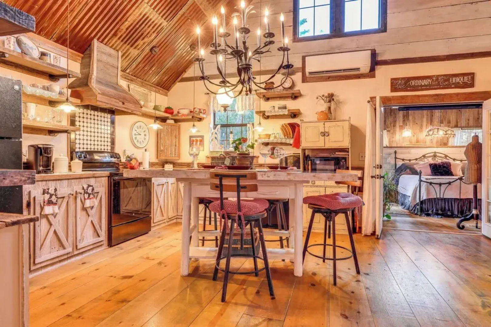 Pet-friendly Wimberley Cabin w/ Fire Pit & Hot Tub