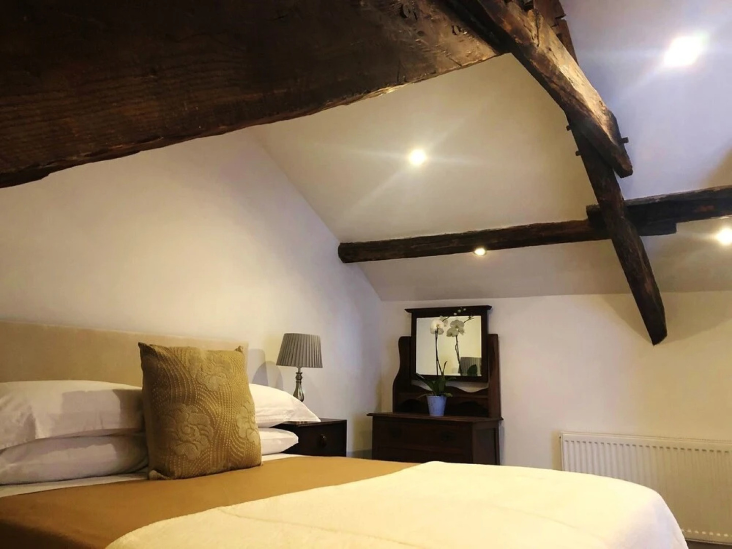 Greys House - A Warm Welcome to the Brecon Beacons