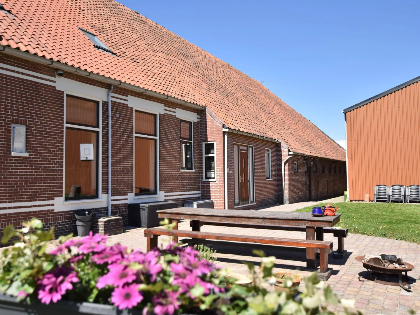 Cozy Holiday Home in Meeden with Large Garden