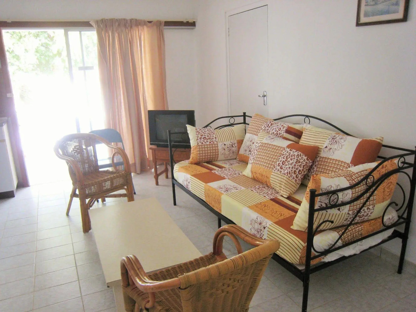 Alablanca Apartments, Residents Inn