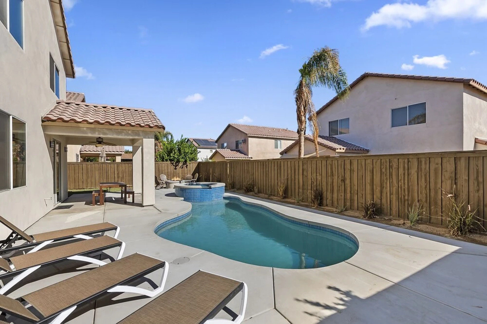 Casa Coachella by AvantStay Gorgeous Coachella Home w Pool Hot Tub