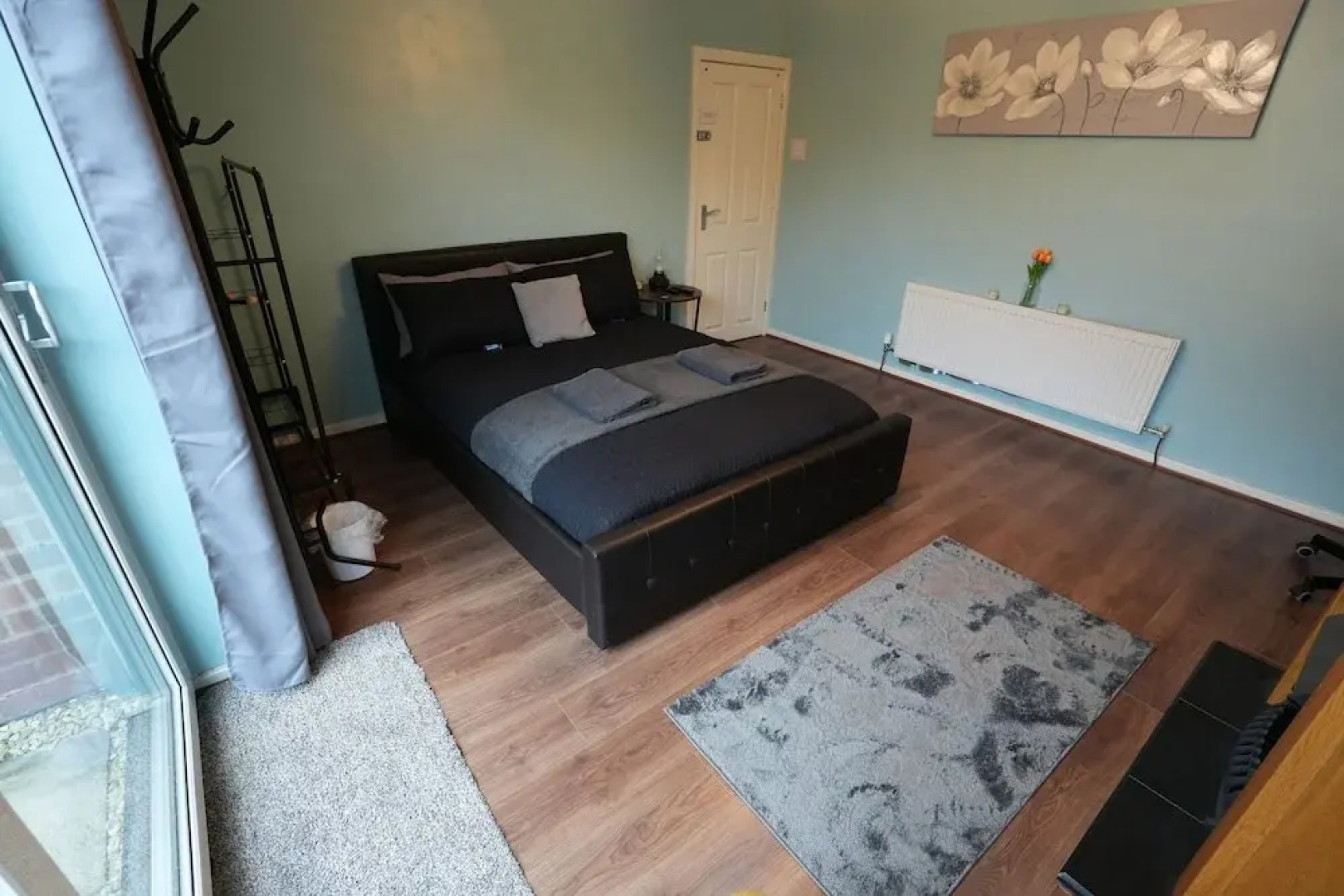 Detached Homestay With Private Rooms