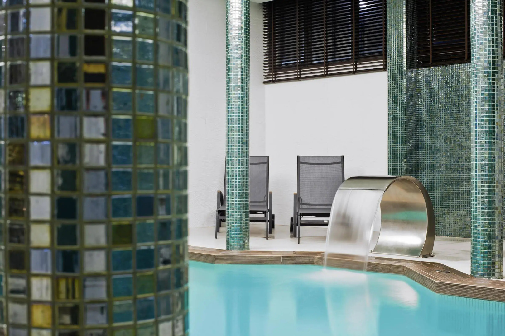 Отель Ozadi Altura Beach Resort