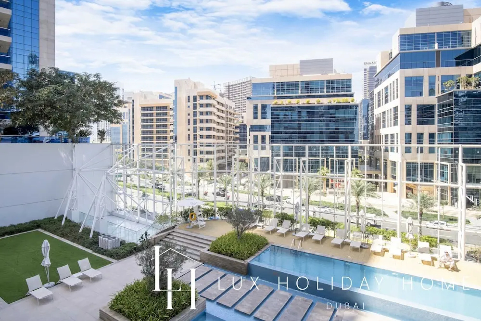 LUX - The Pad Executive Suite 4