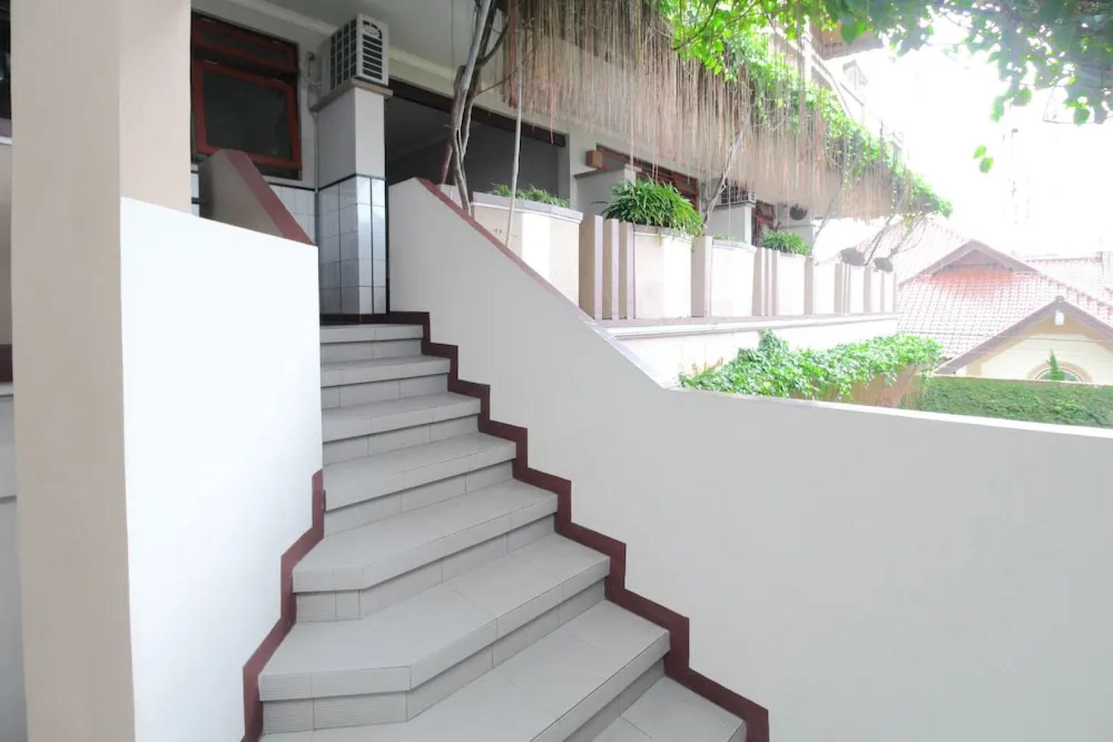 Airy Kaliwates Gajah Mada 233 Jember