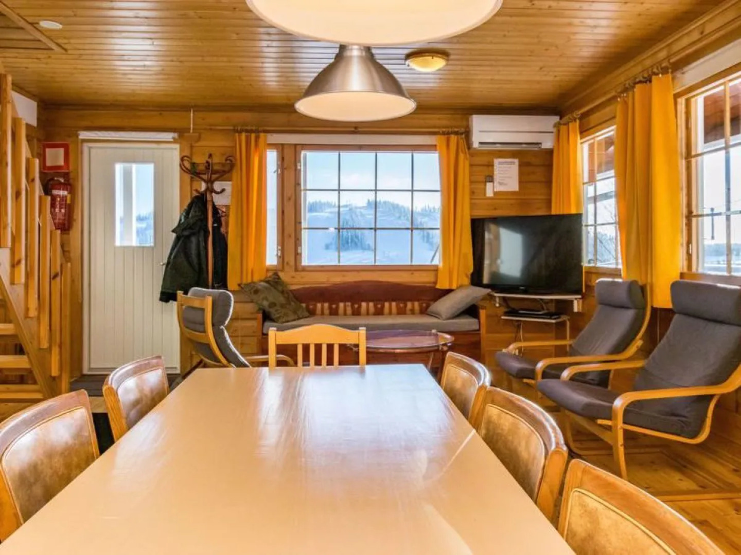 Alppikyla 1a paritalo