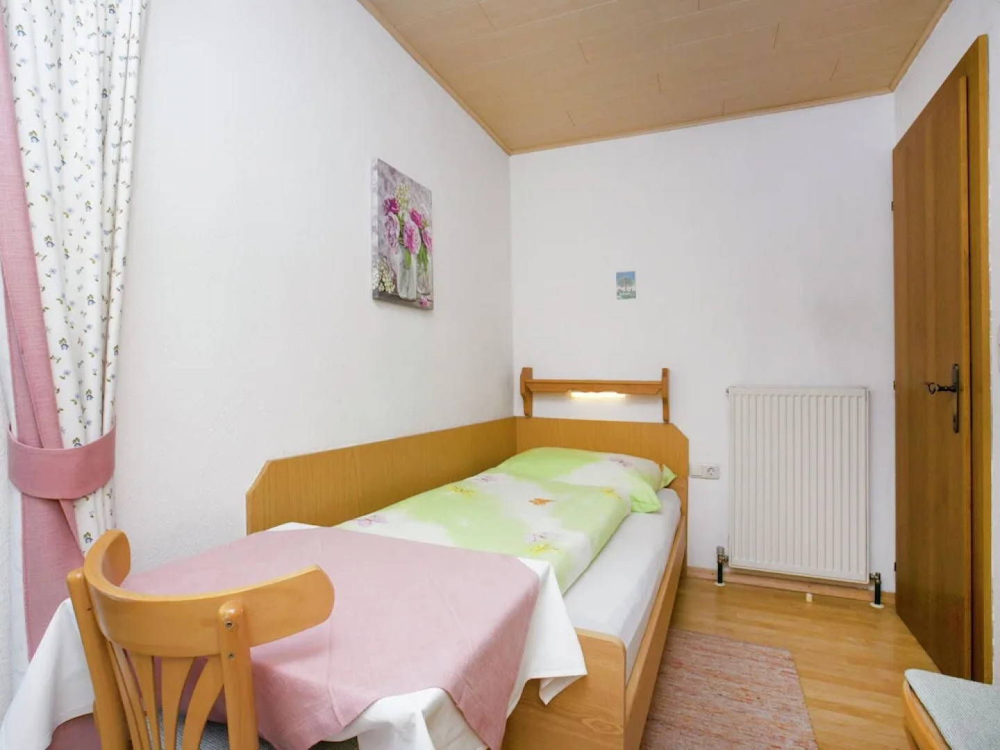 Beautiful Apartment in Strass im Zillertal With Parking