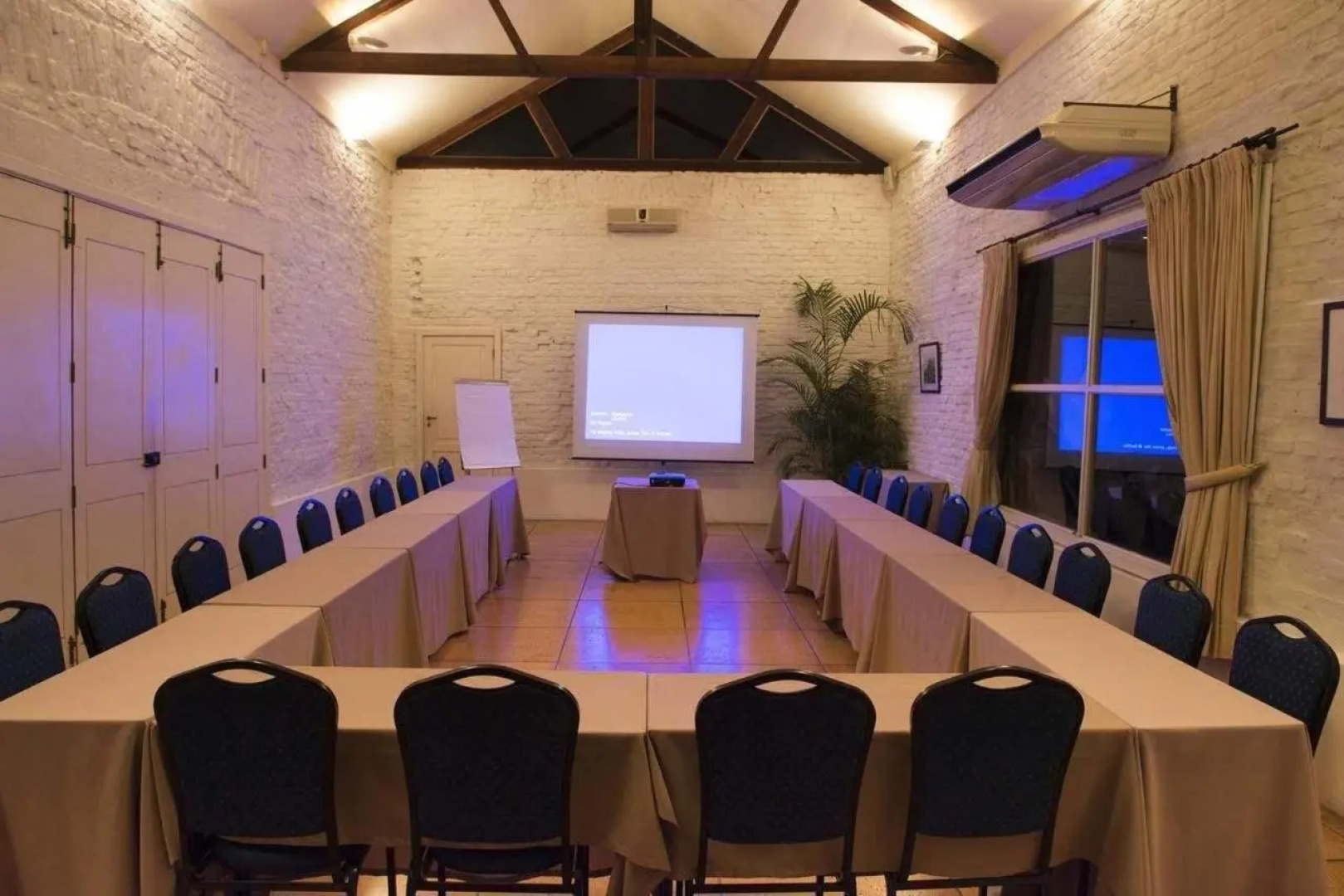 Hotel Solar do Império