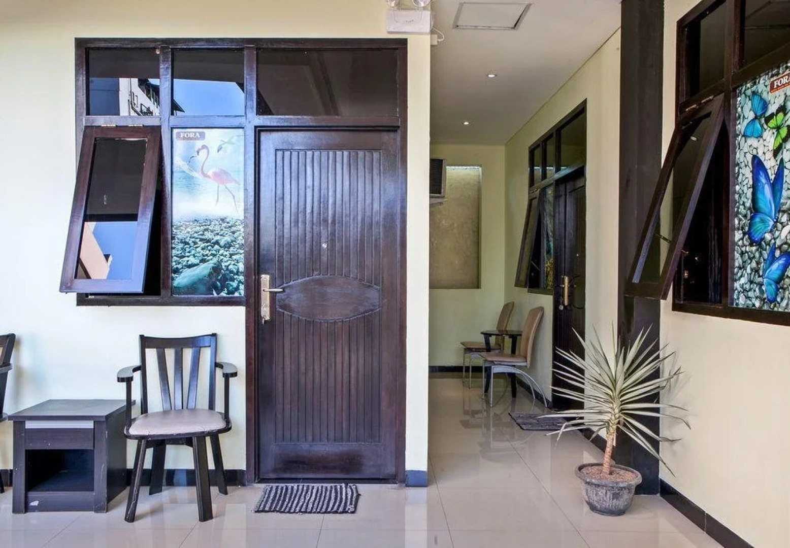 Hotel Salon Fora & Longhill Cafe Fora