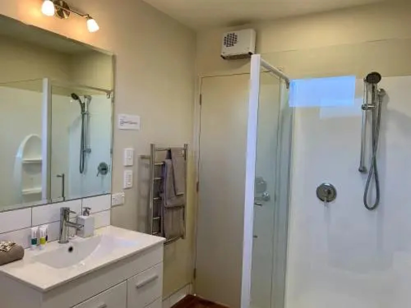 Amberley Serviced Apartments