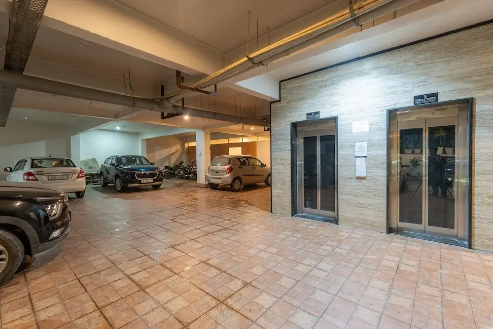 Moustache Rishikesh Luxuria