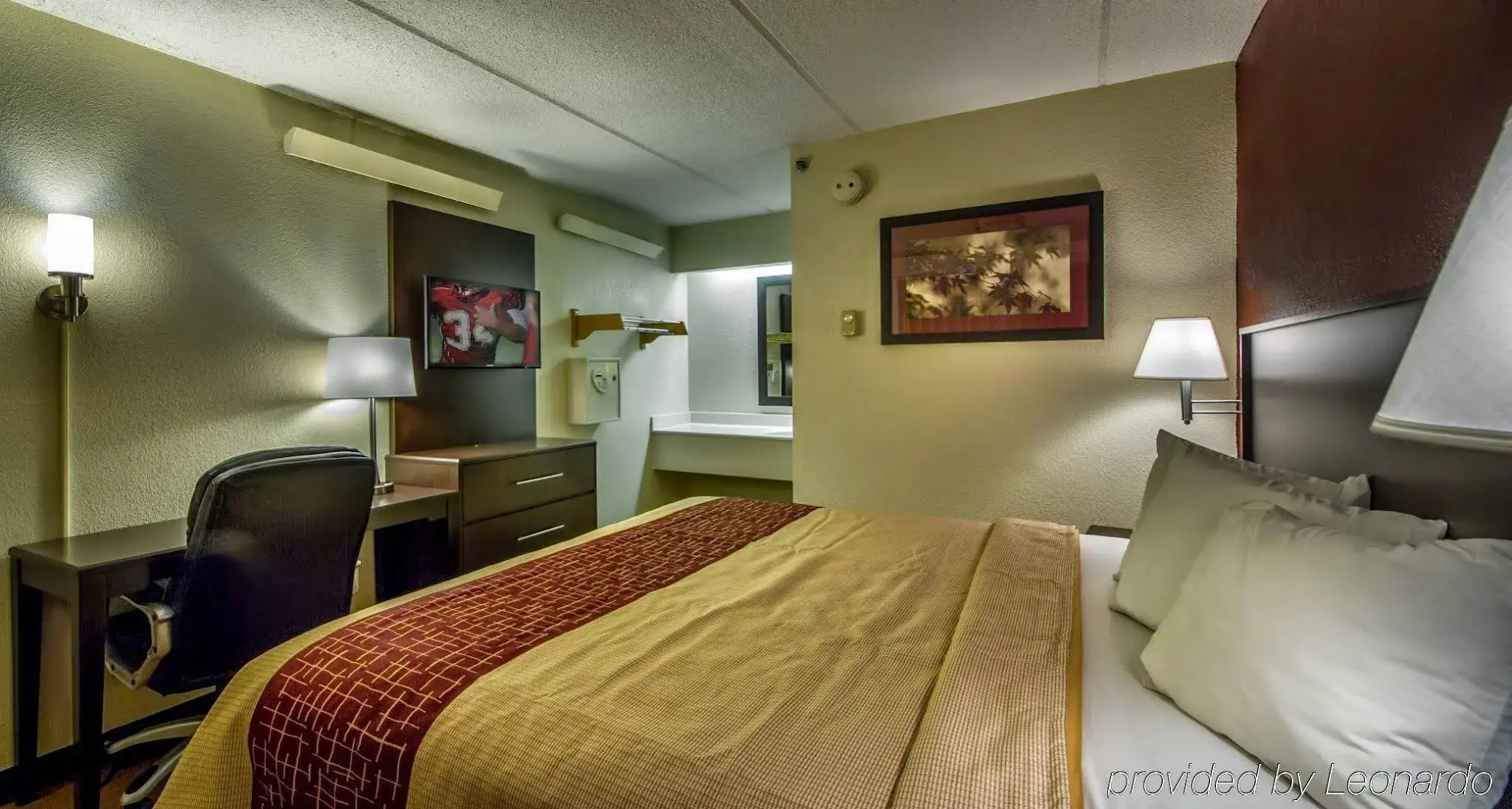 Clarion Pointe Kennesaw Town Center