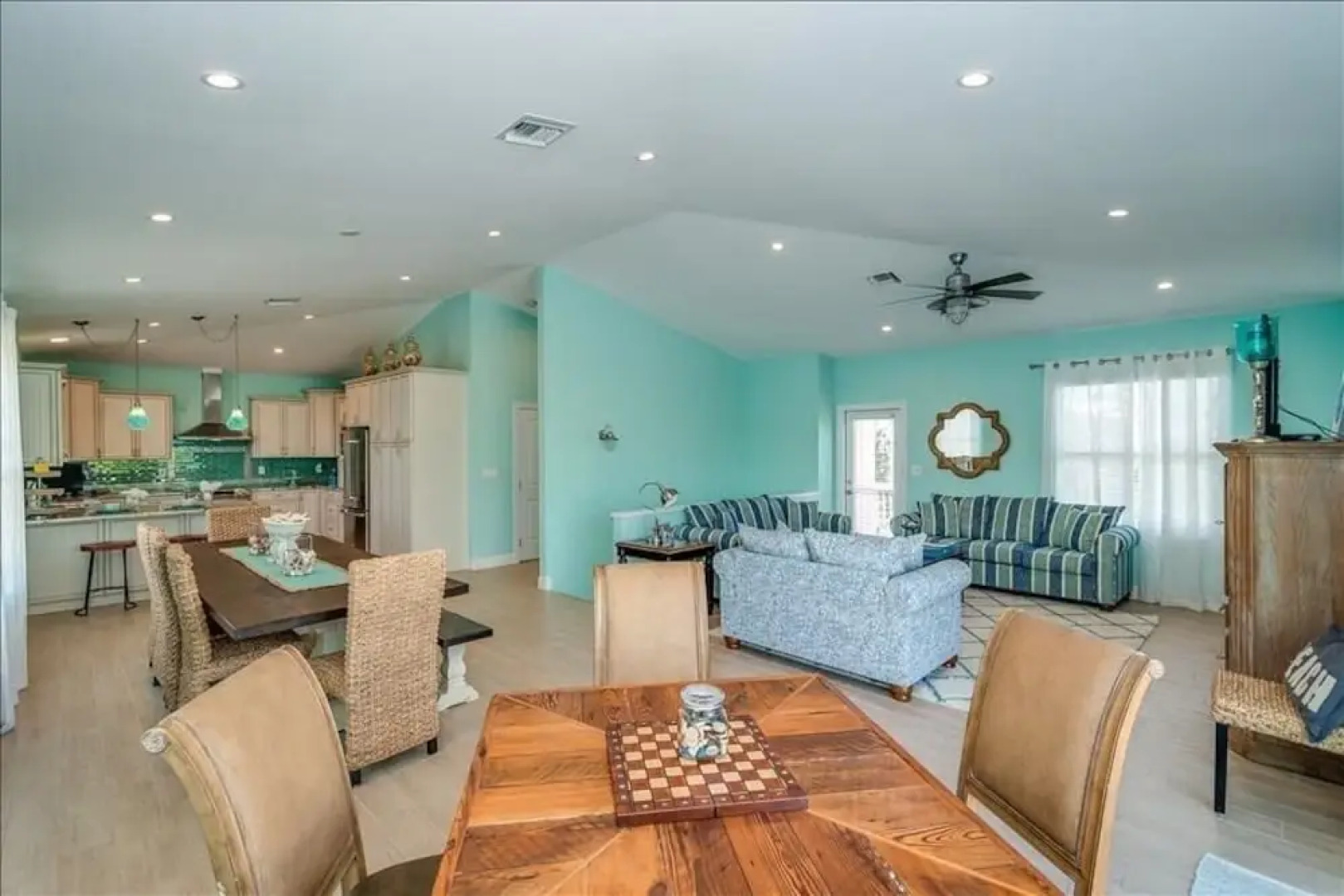 343 Gulf Blvd - 4Br Home