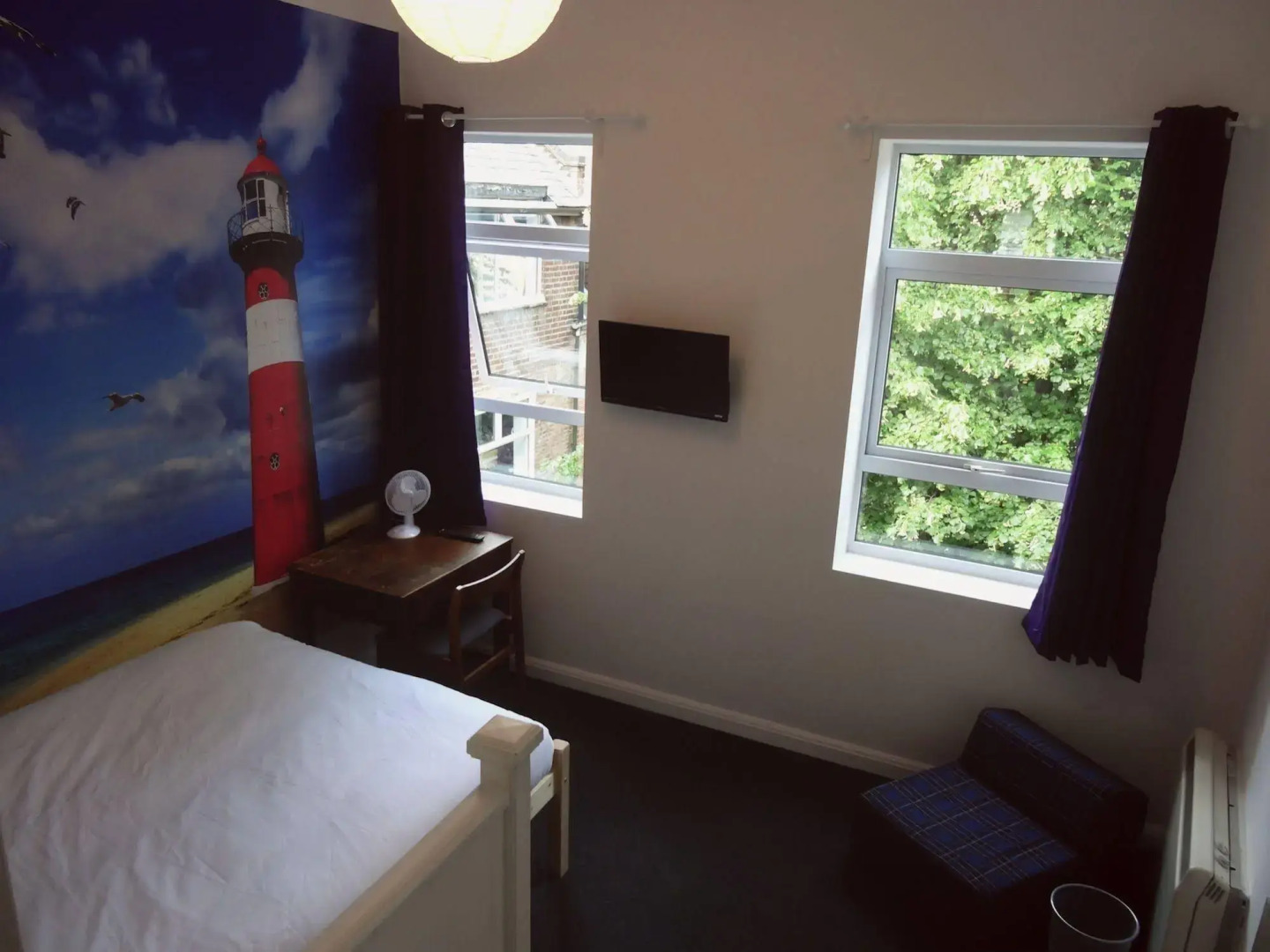 Igloo Hybrid - Hostel