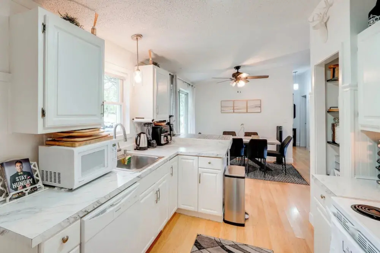 Fire Pit, Deck & Water Views: Athens Home!