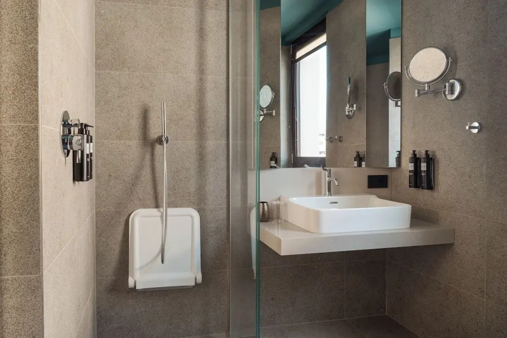 WANDERLUST HOTEL - Suite & SPA