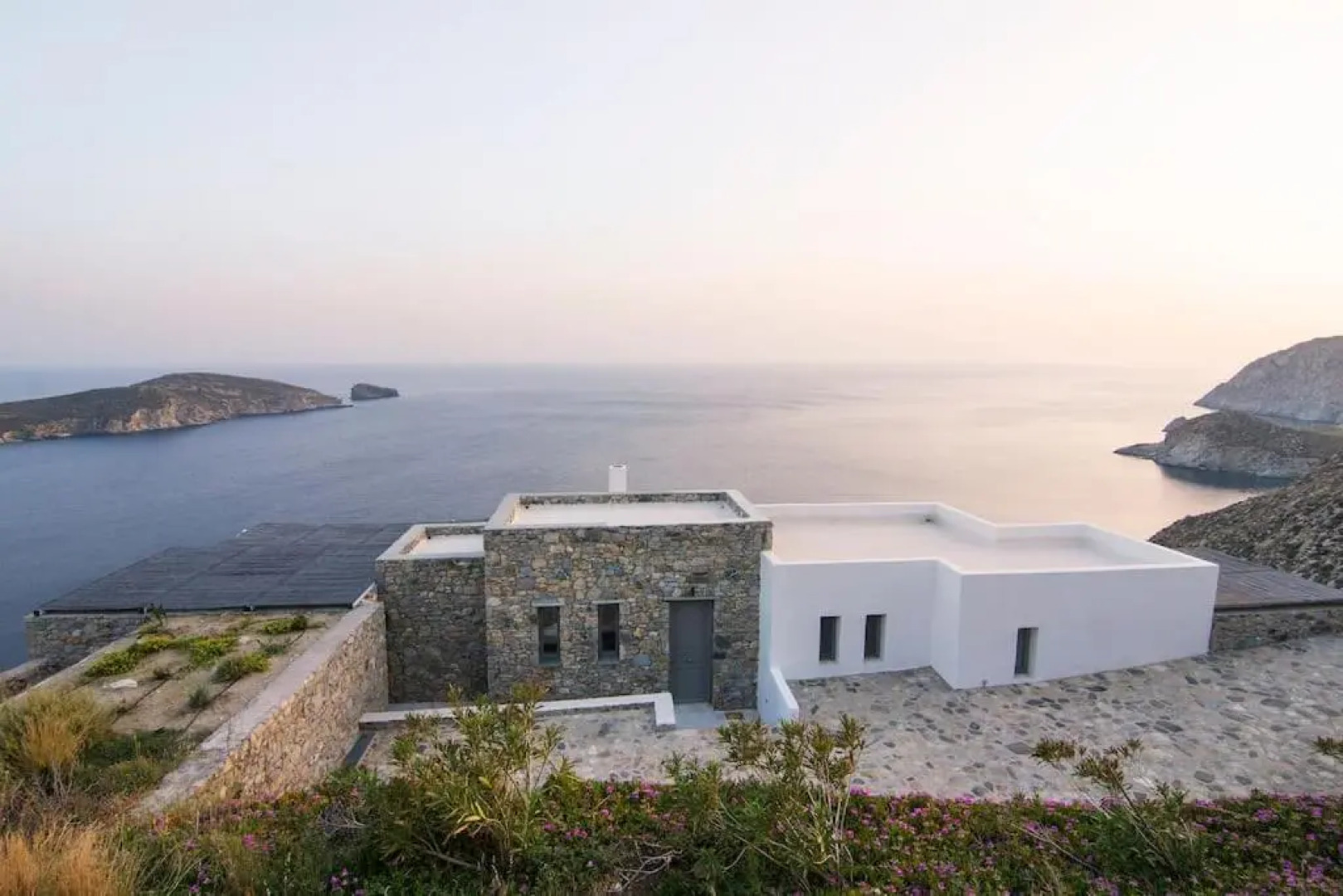 Dreamy Cycladic Luxury Summer Villa 1