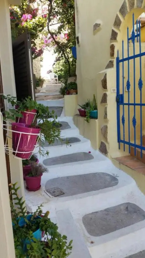 Tsiboulas Cretan Cottage