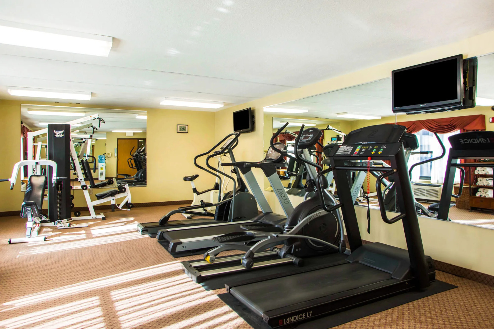 Comfort Inn & Suites Springfield I-44