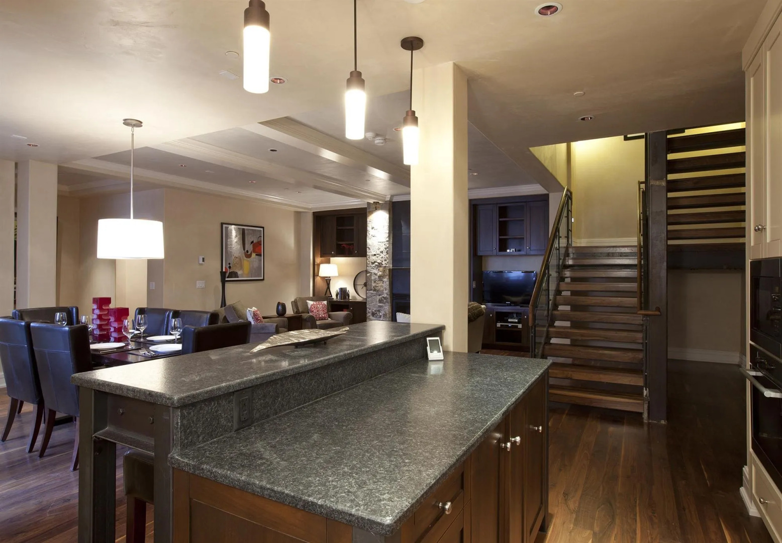 Element 52, Auberge Collection