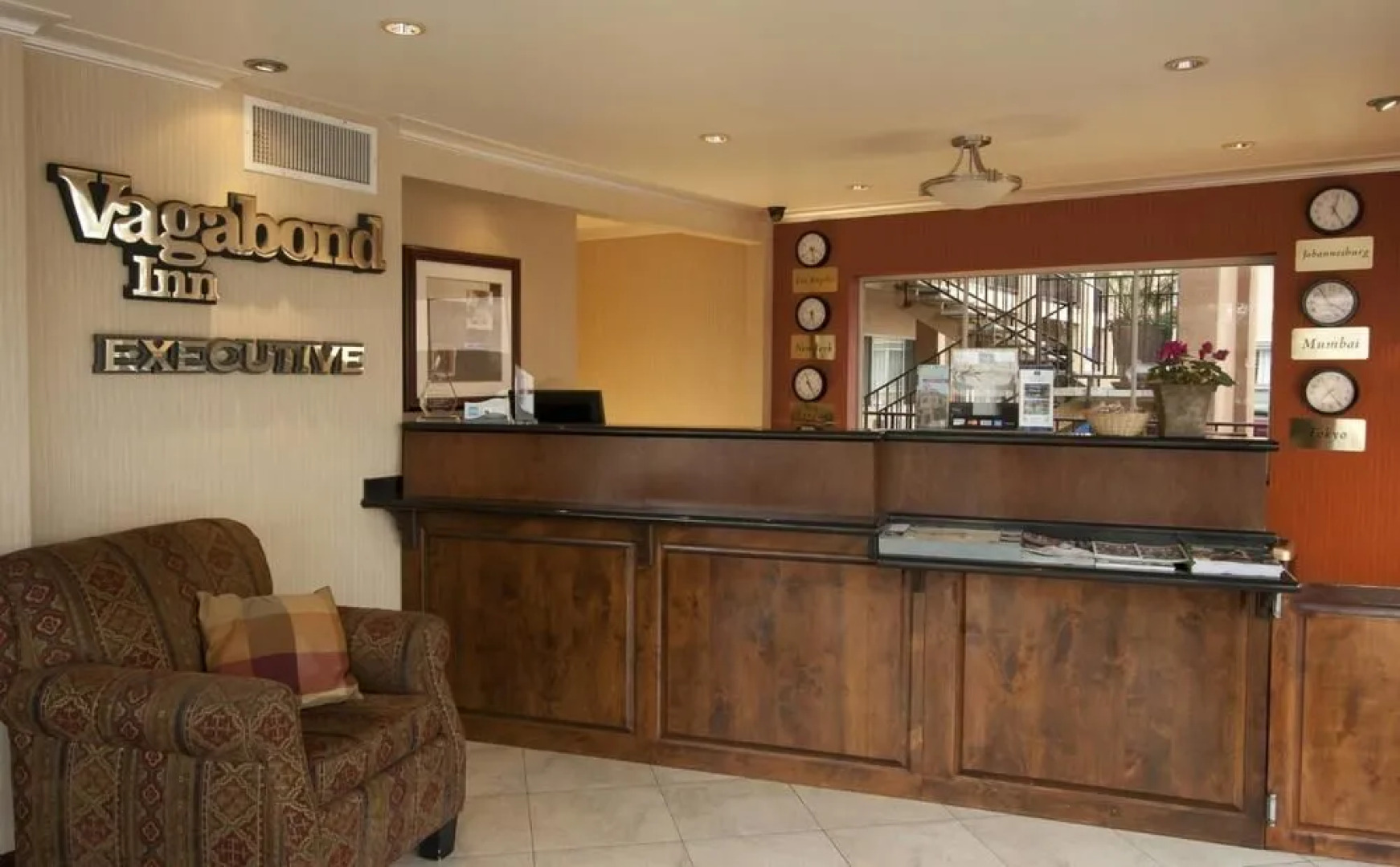 Pasadena Rose & Crown Hotel